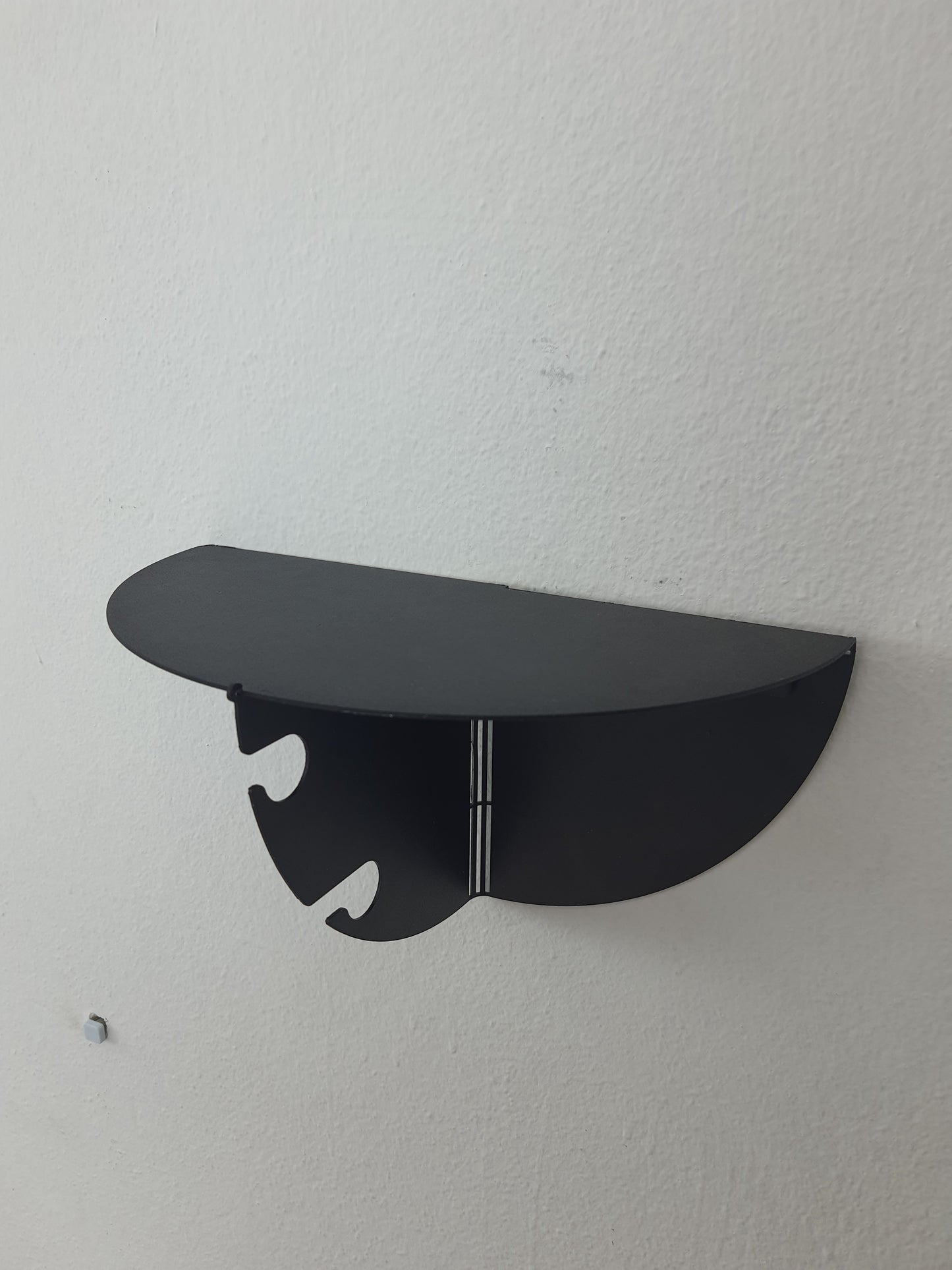 Modern Metal Duvar Rafı Askılıklı – Giriş Holü & Antre Düzenleyici - Anahtarlık