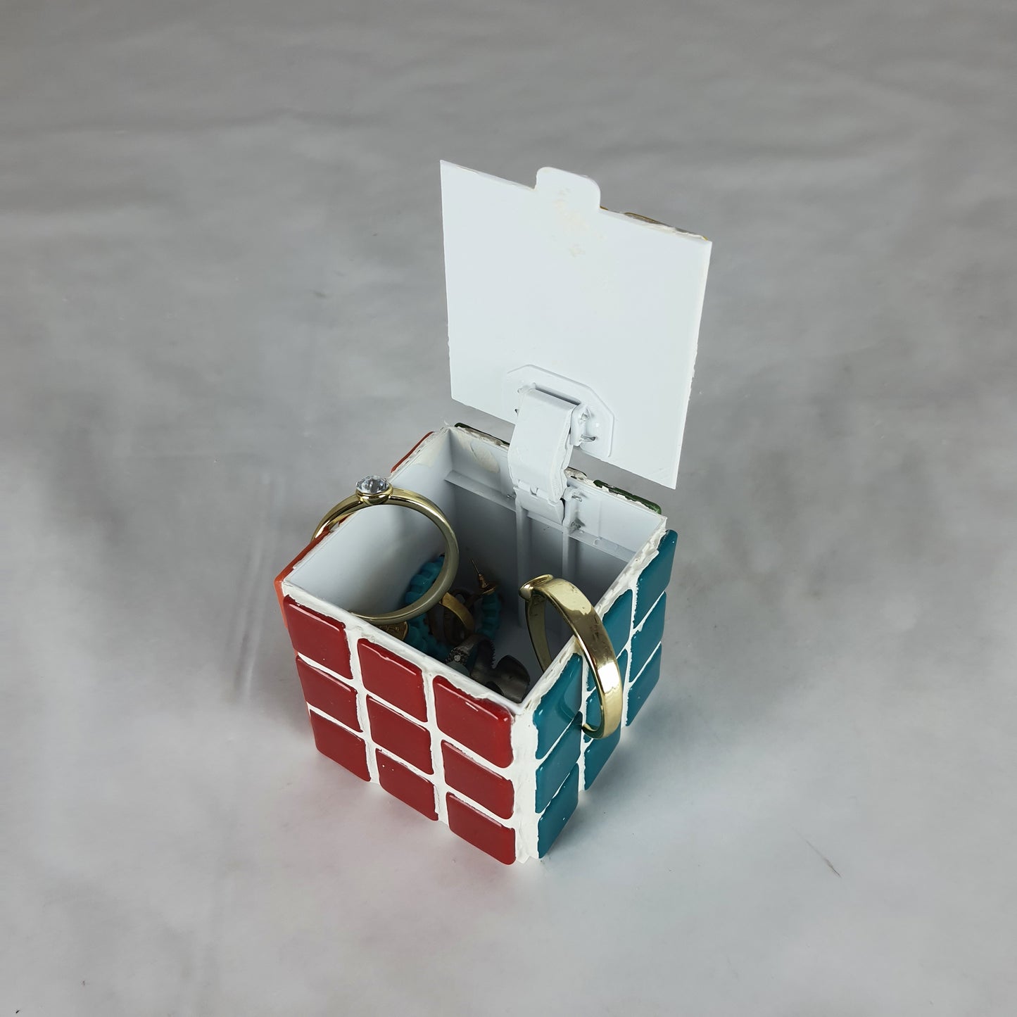 El Yapımı Mozaik Rubik Küp Kutusu – Mücevher & Hatıra Saklama