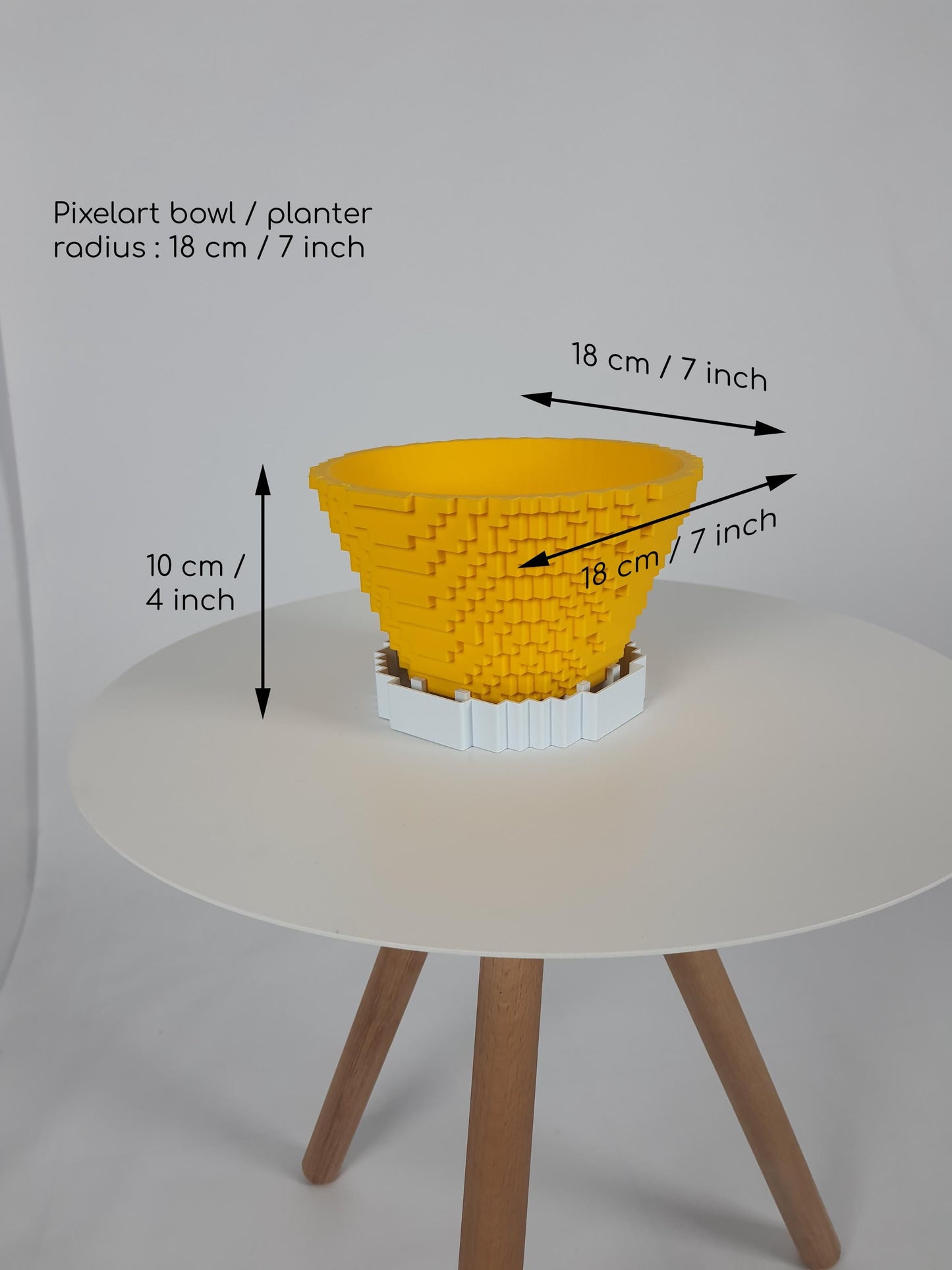 Pixel Art Saksı – 3D Baskı PLA Kaktüs & Sukulent Saksısı (Drenaj Tablalı)