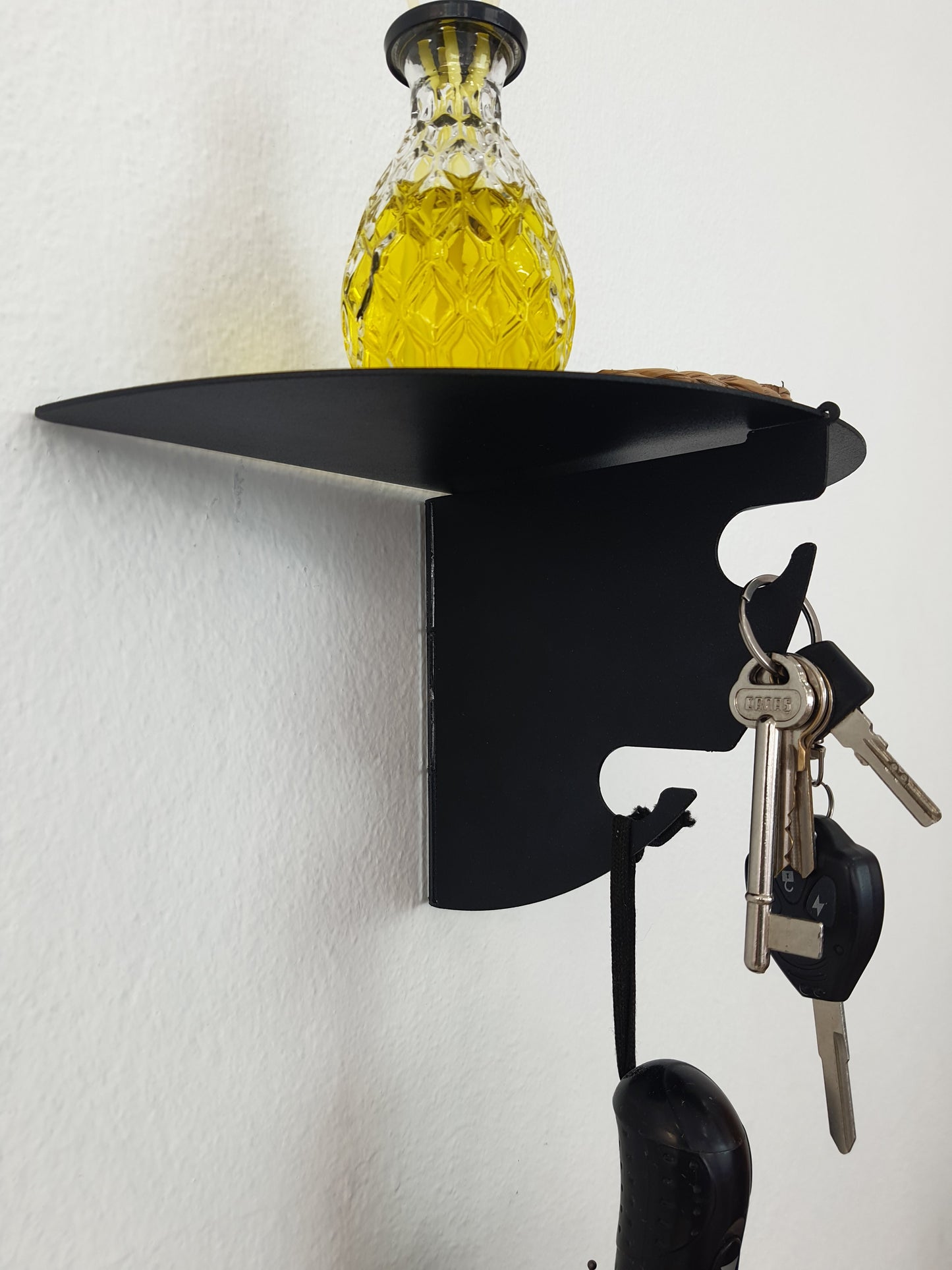 Modern Metal Duvar Rafı Askılıklı – Giriş Holü & Antre Düzenleyici - Anahtarlık