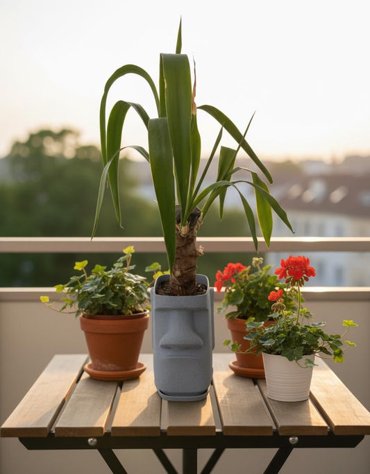 Moai Kafası Saksı – Gizli Damlama Tepsili Modern Yüz Çiçeklik